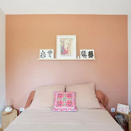 Tatil Evi Bright House With Terrace In *